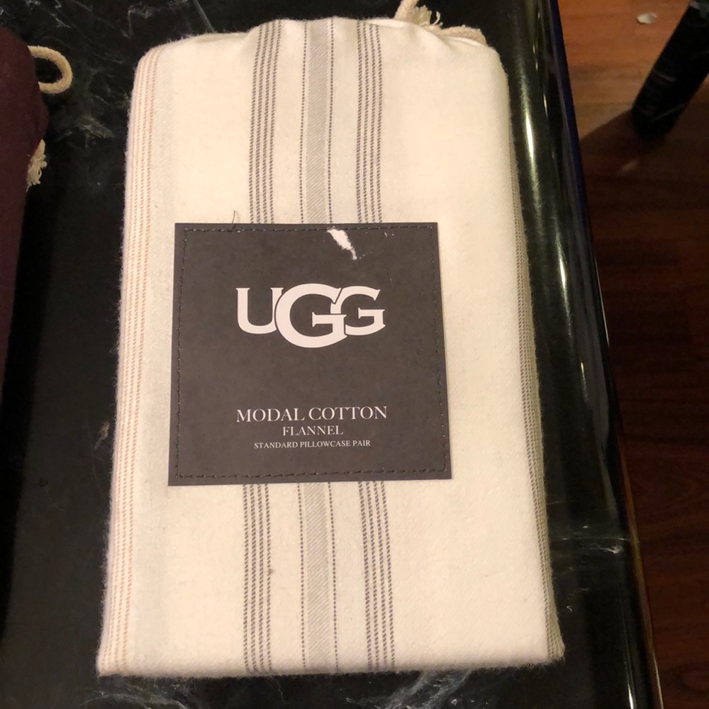 Ugg flannel pillowcases